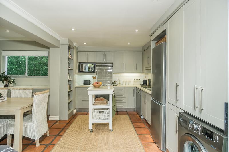 3 Bedroom Property for Sale in Plumstead Western Cape